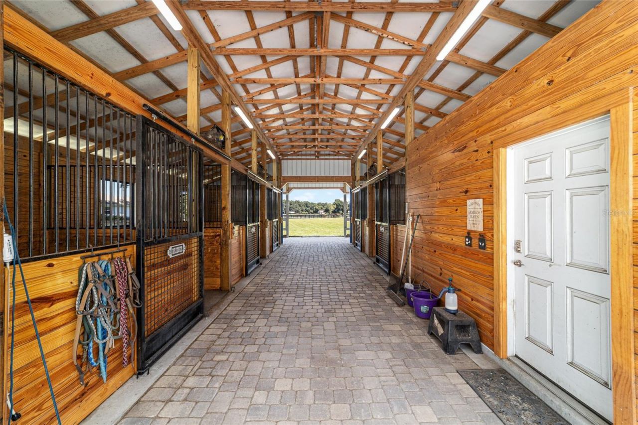 16050 NW 10th Circle, Citra, FL 32113 Photo