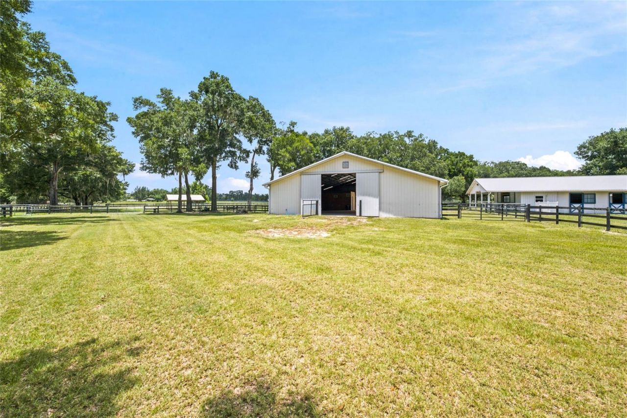 16050 NW 10th Circle, Citra, FL 32113 Photo
