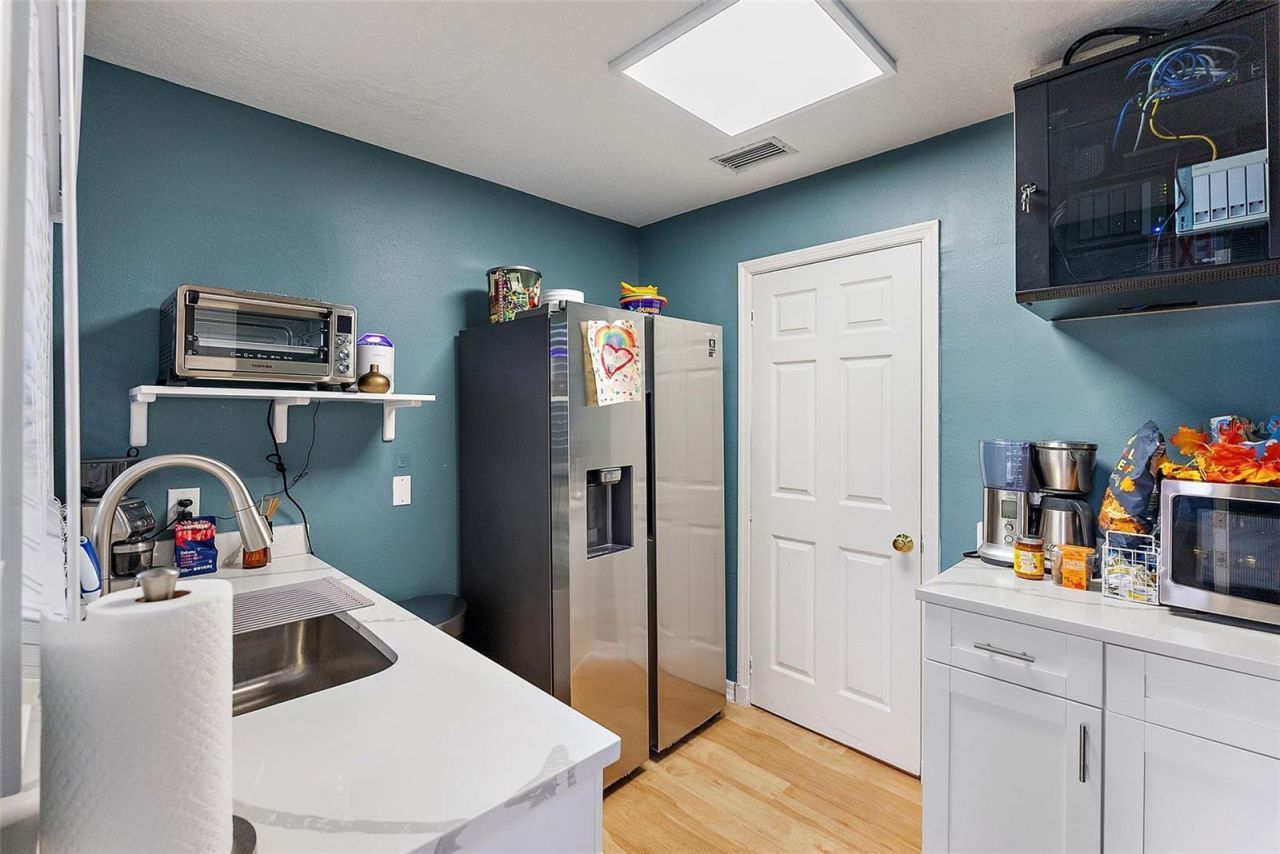 4100 Central Avenue, Saint Petersburg, FL 33711 Photo