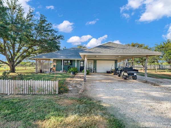 16020 Fm 463, Lytle, TX 78052