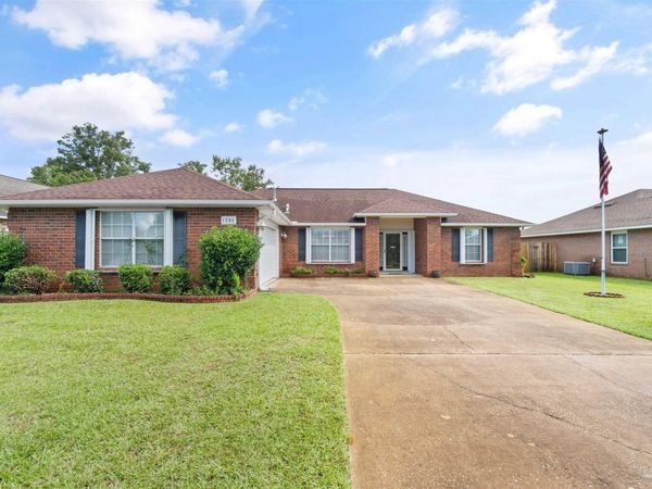 1204 Bartram Ln, Pensacola, FL 32507