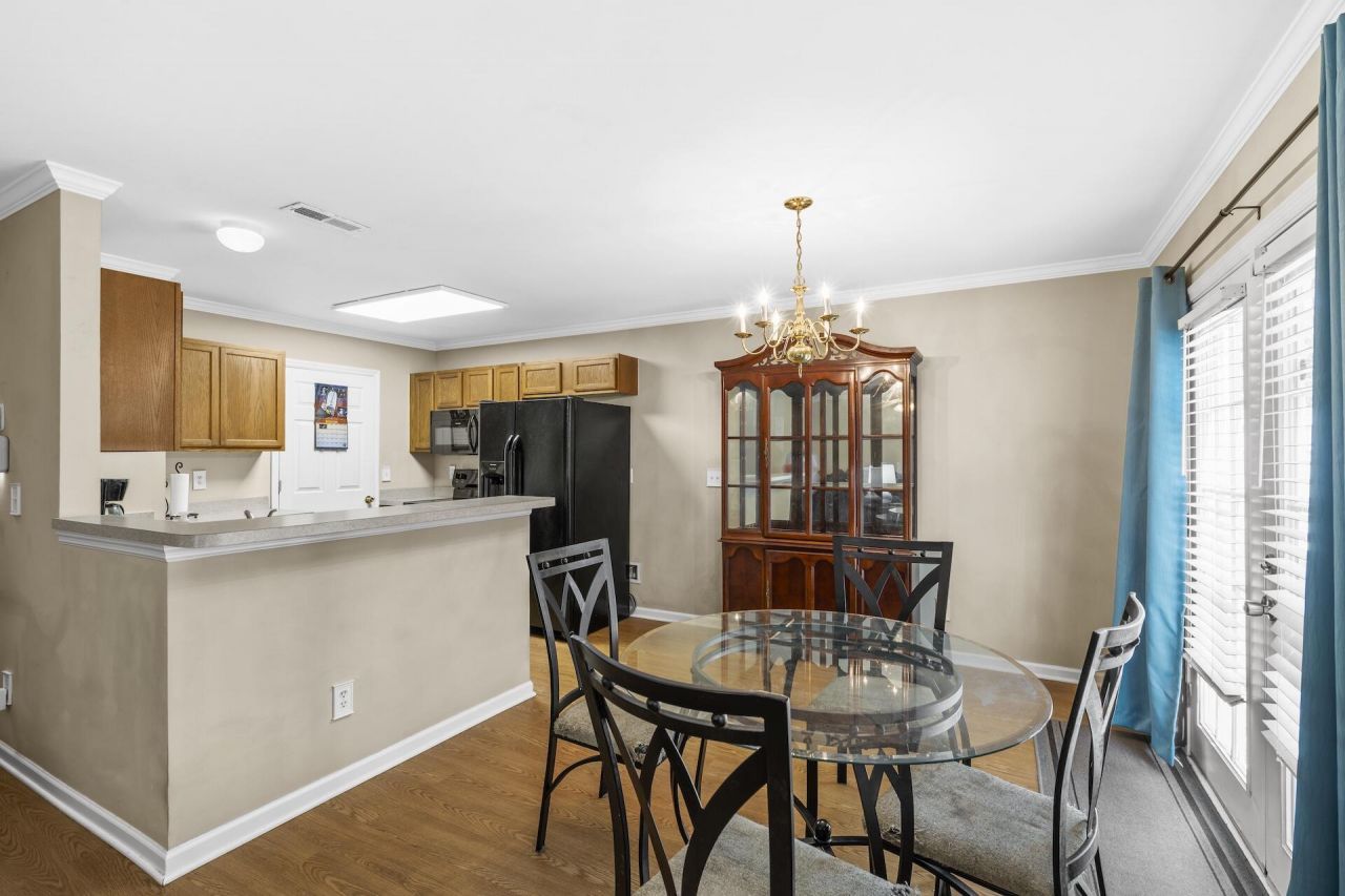 8990 Buck Run Court Photo 5