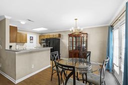 8990 Buck Run Court photo 4