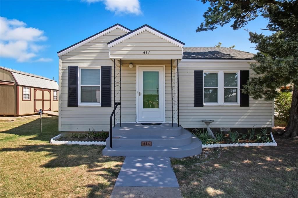 414 N Elm Street, Granite, OK 73547 Main Photo