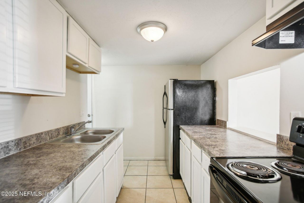 851 Bert Road, Unit 11, Jacksonville, FL 32211 Photo