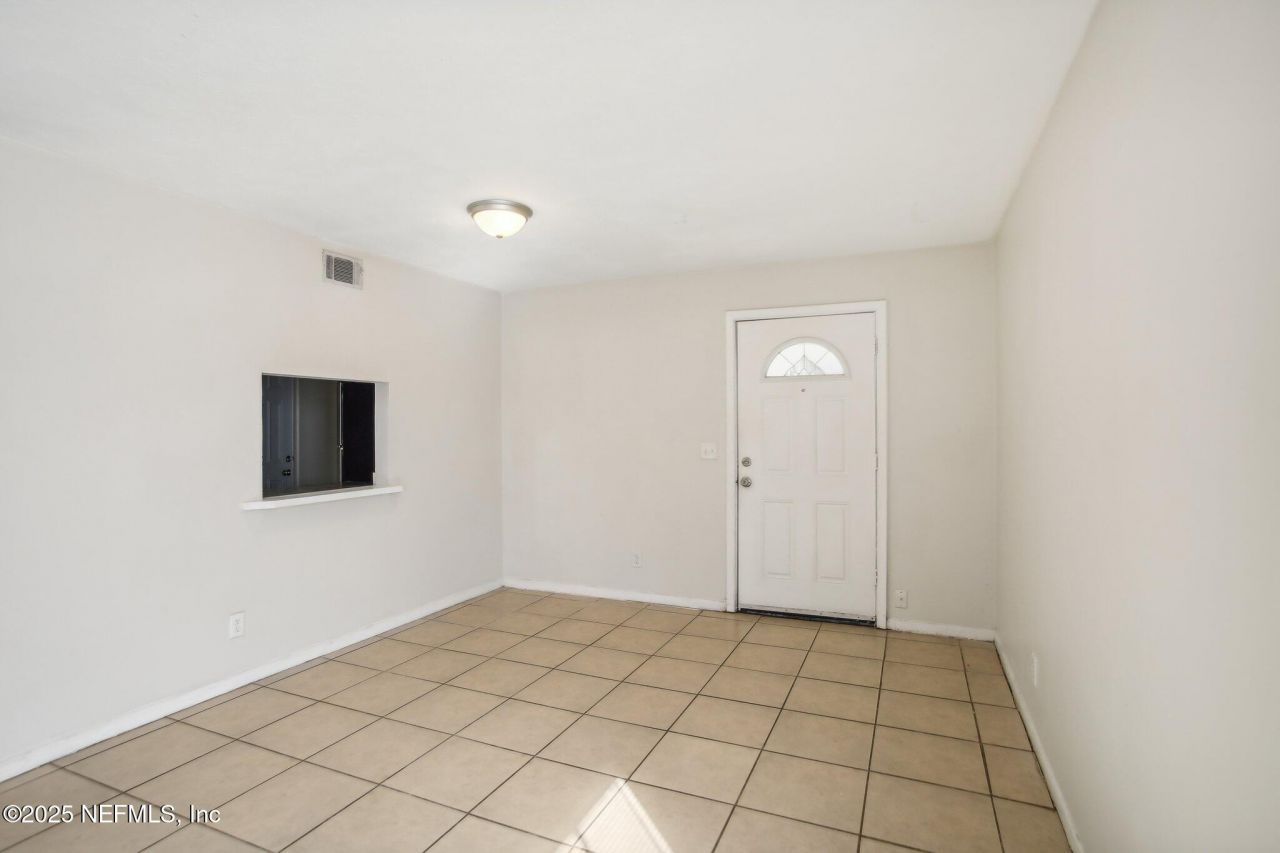851 Bert Road, Unit 11, Jacksonville, FL 32211 Photo