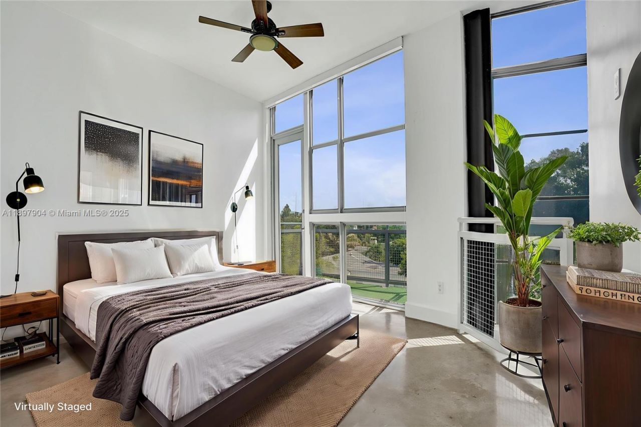 716 SE 12th St, Unit 13, Fort Lauderdale, FL 33316 Photo