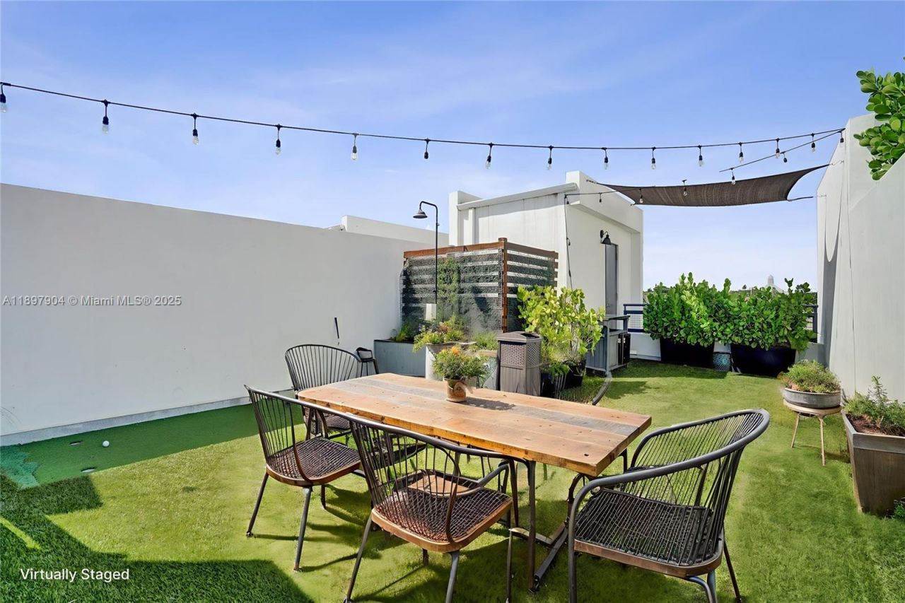 716 SE 12th St, Unit 13, Fort Lauderdale, FL 33316 Photo