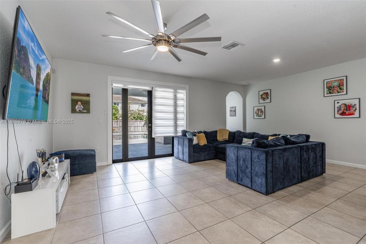 12865 SW 224th St, Miami, FL 33170 Photo