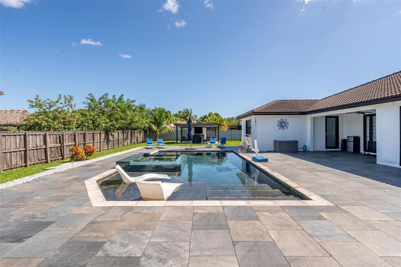 12865 SW 224th St, Miami, FL 33170 Photo