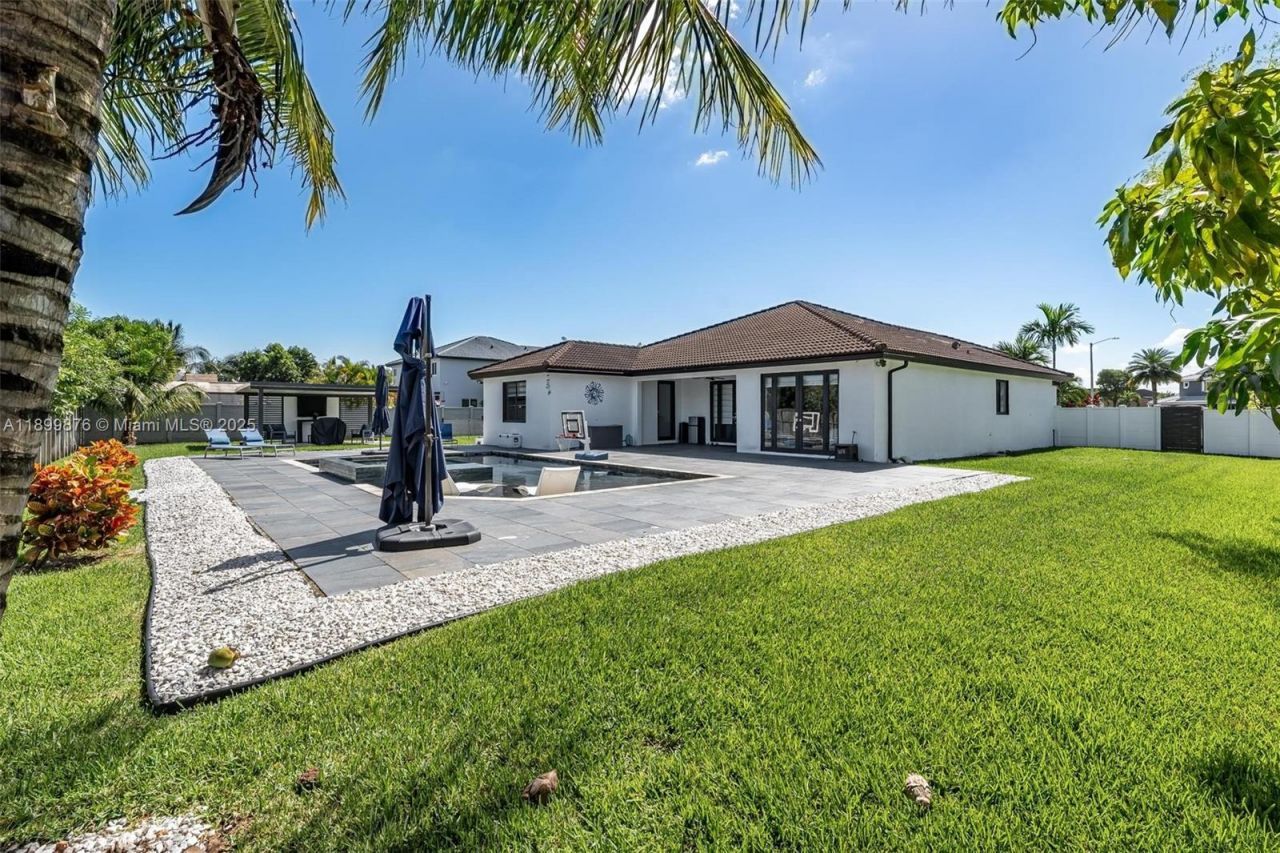 12865 SW 224th St, Miami, FL 33170 Photo