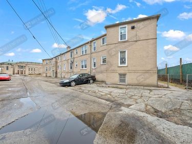 16721 Greenfield Road, Detroit, MI 48235