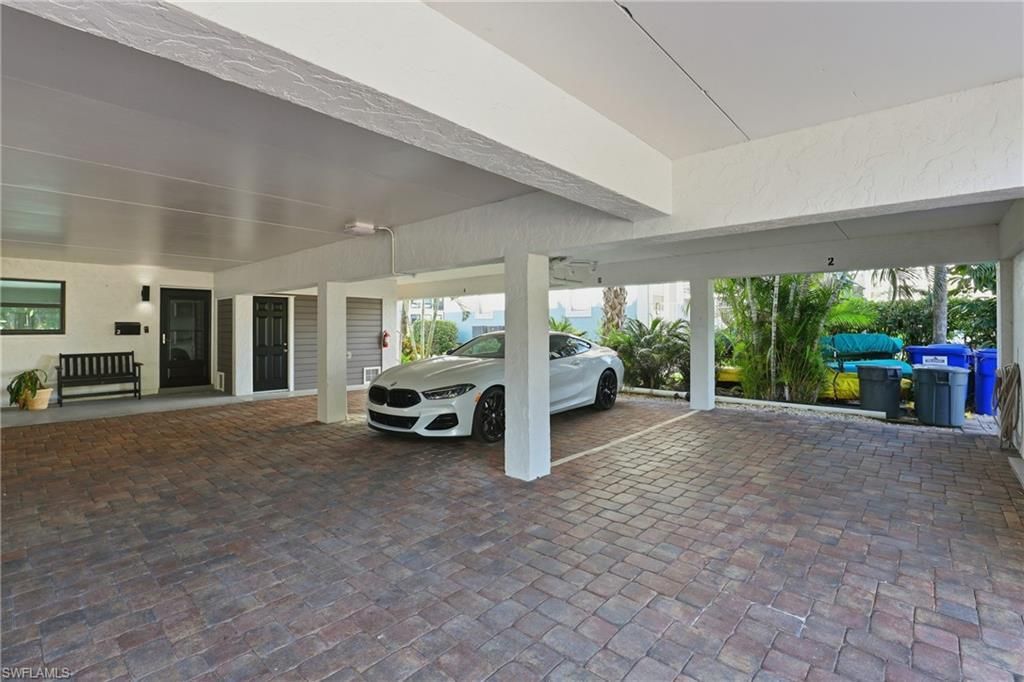 1320 Blue Point Ave, Unit 2, Naples, FL 34102 Photo