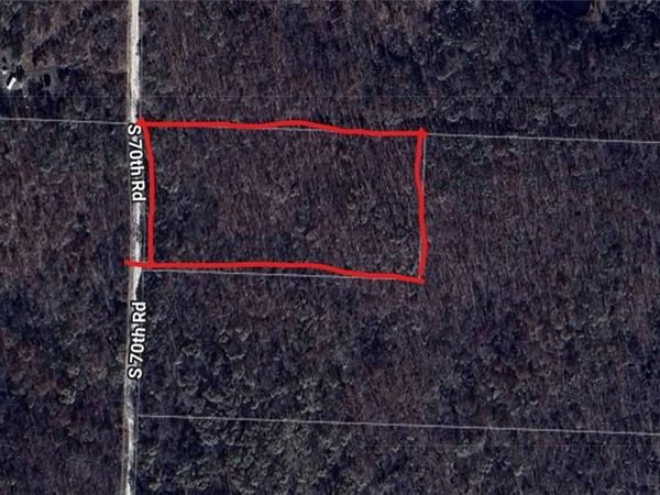 3422 S 70th Road, Humansville, MO 65674