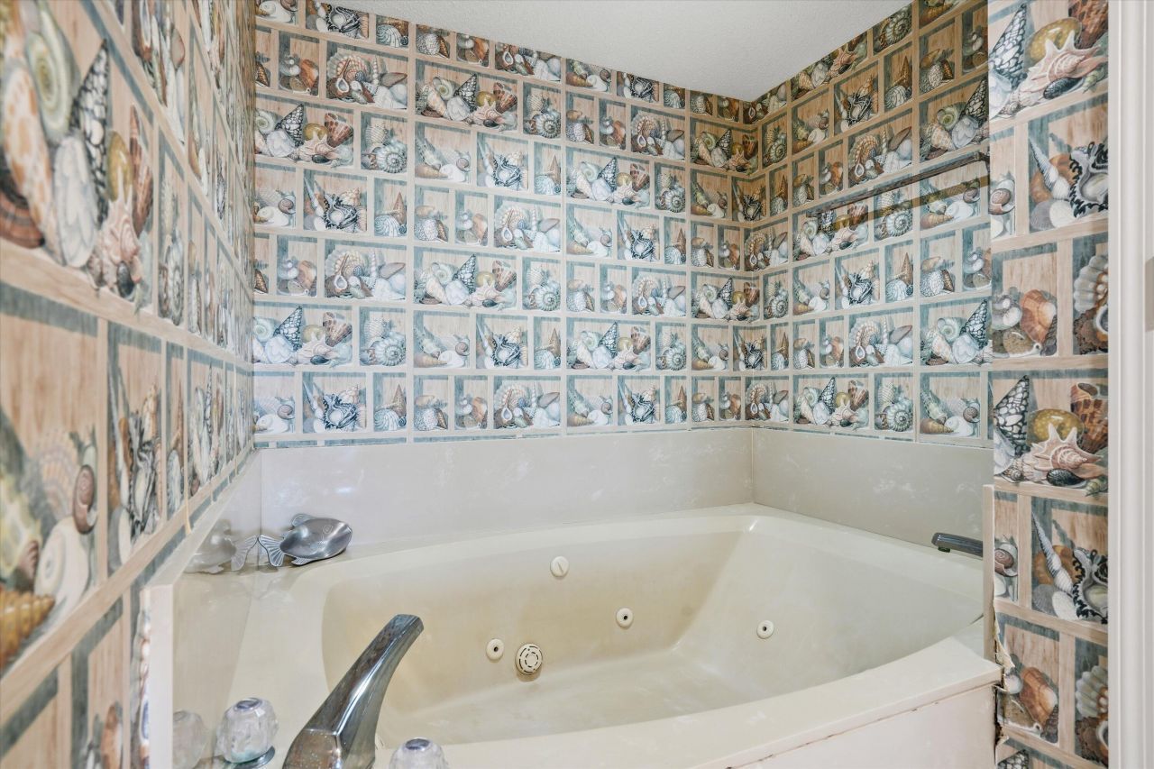 3701 Docksite Road Photo 24