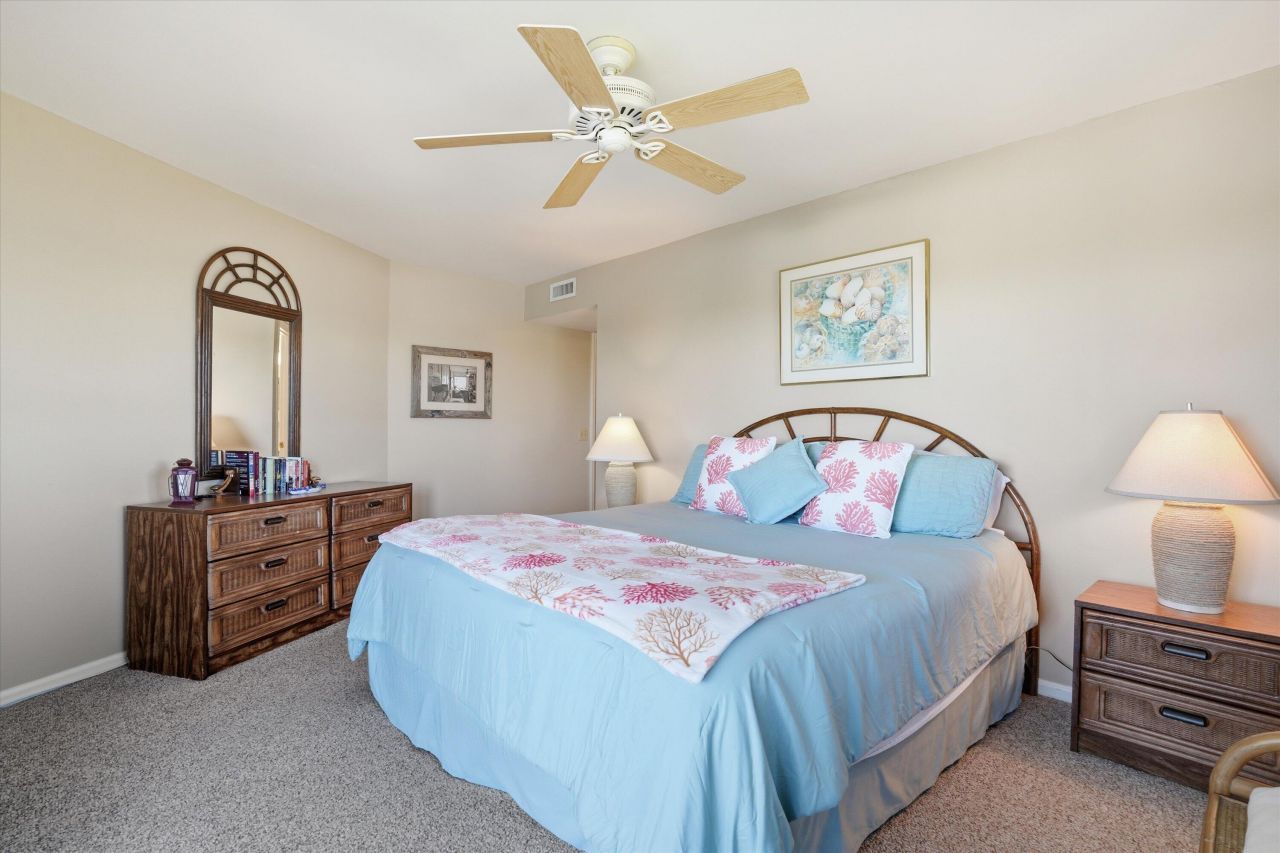 3701 Docksite Road Photo 33