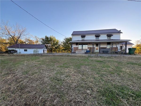 33855 State Route 800, New Matamoras, OH 45767