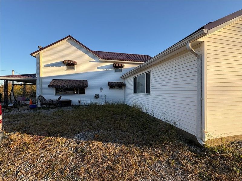 33855 State Route 800, New Matamoras, OH 45767 Photo 4