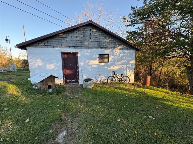 33855 State Route 800, New Matamoras, OH 45767 Photo 6