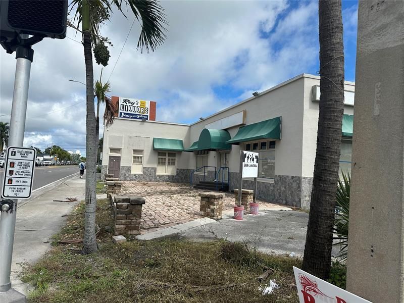 722 S Us Highway 1, Fort Pierce, FL 34950 Photo