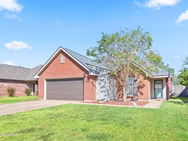 144 Wild Rose Lane, Youngsville, LA 70592