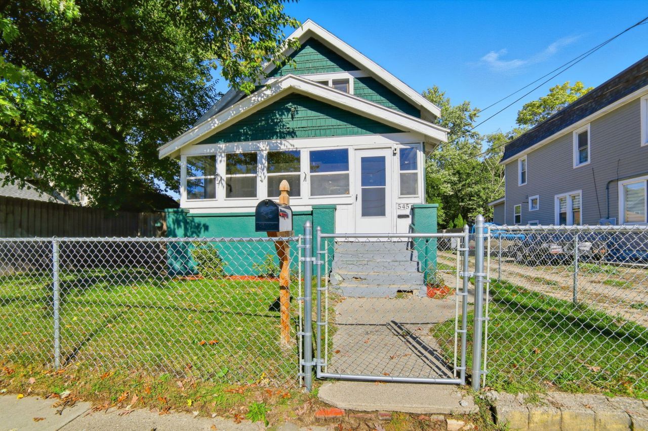 545 Oakdale Street Se, Grand Rapids, MI 49507 Main Photo