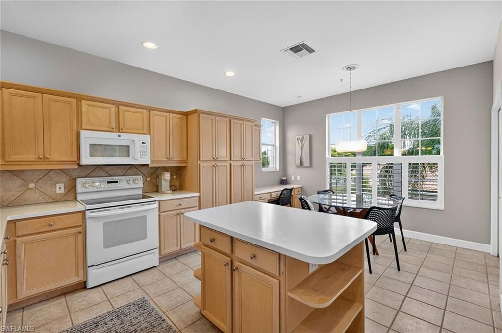 9131 Southmont Cv, Unit 106, Fort Myers, FL 33908 Photo