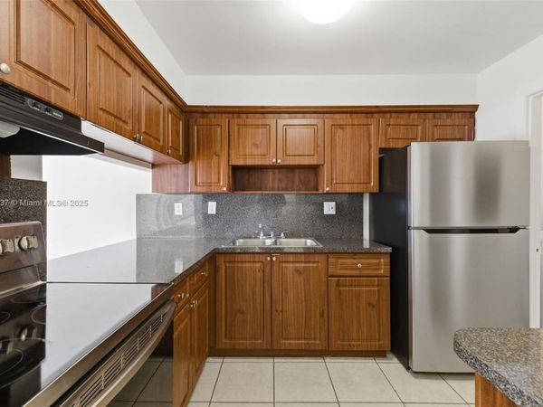 624 NW 11th St, Unit 624, Miami, FL 33136