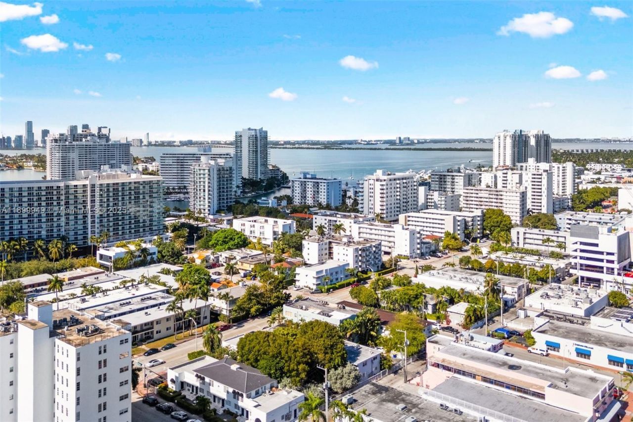 1515 West Ave, Unit 9, Miami Beach, FL 33139 Photo