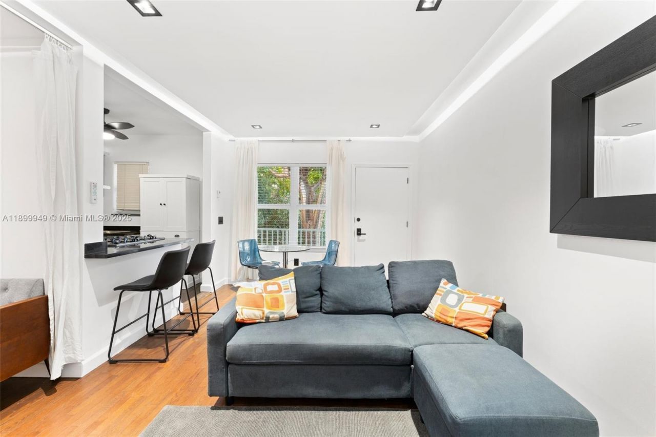 1515 West Ave, Unit 9, Miami Beach, FL 33139 Photo