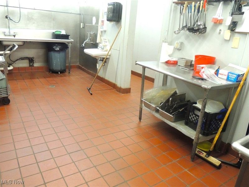 Minerva, OH 44657 Photo 16