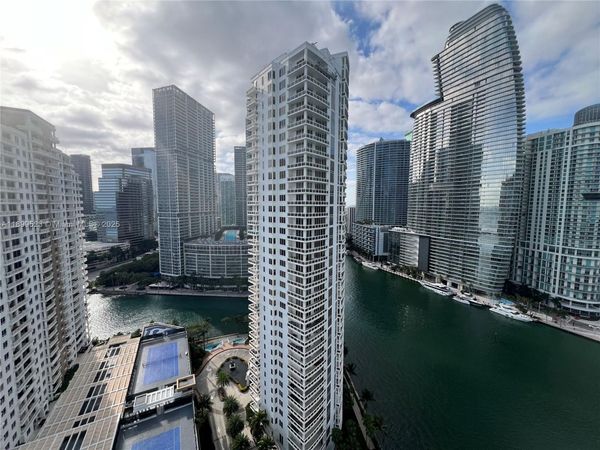 900 Brickell Key Blvd, Unit 2205, Miami, FL 33131