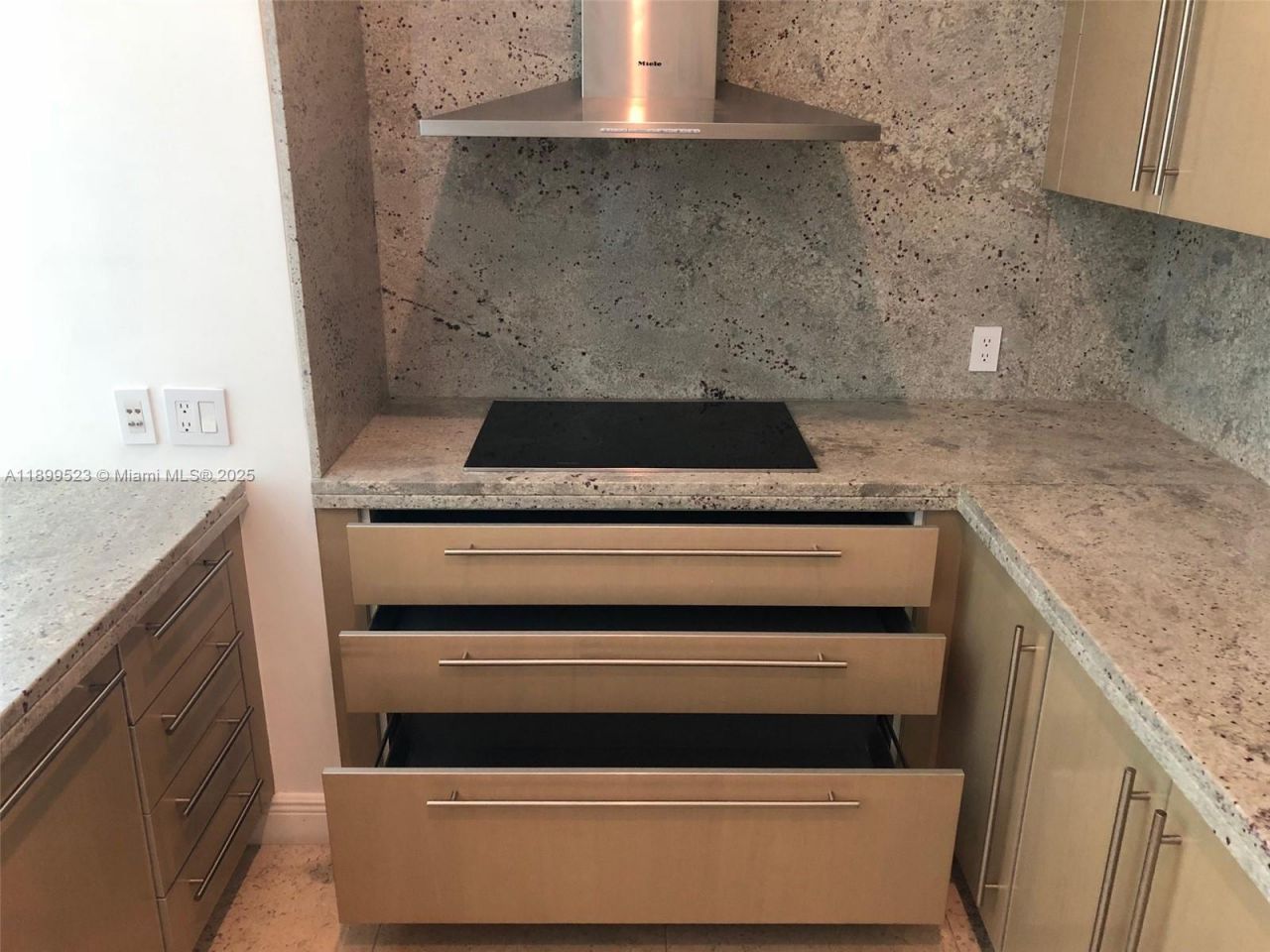 900 Brickell Key Blvd, Unit 2205, Miami, FL 33131 Photo