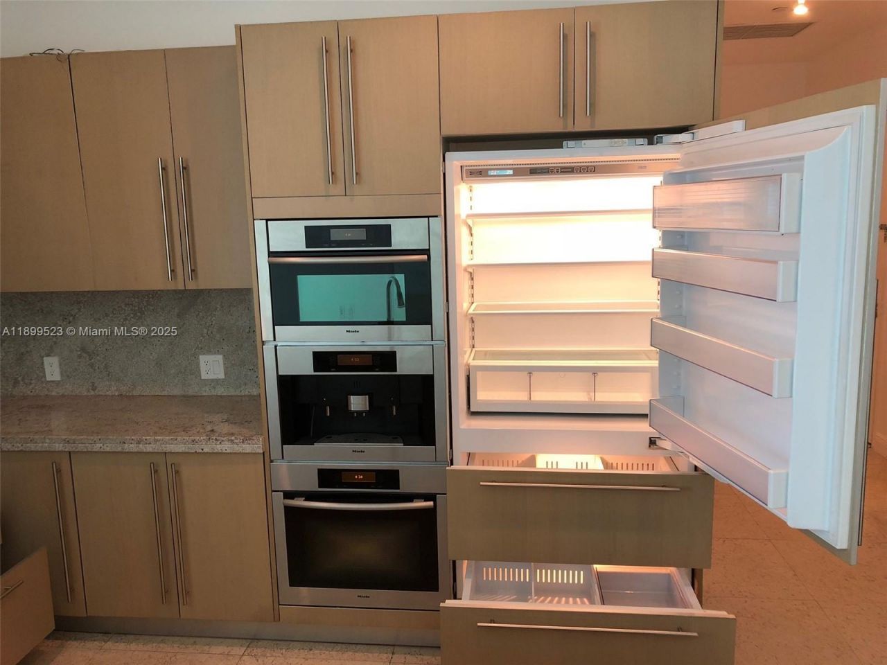 900 Brickell Key Blvd, Unit 2205, Miami, FL 33131 Photo