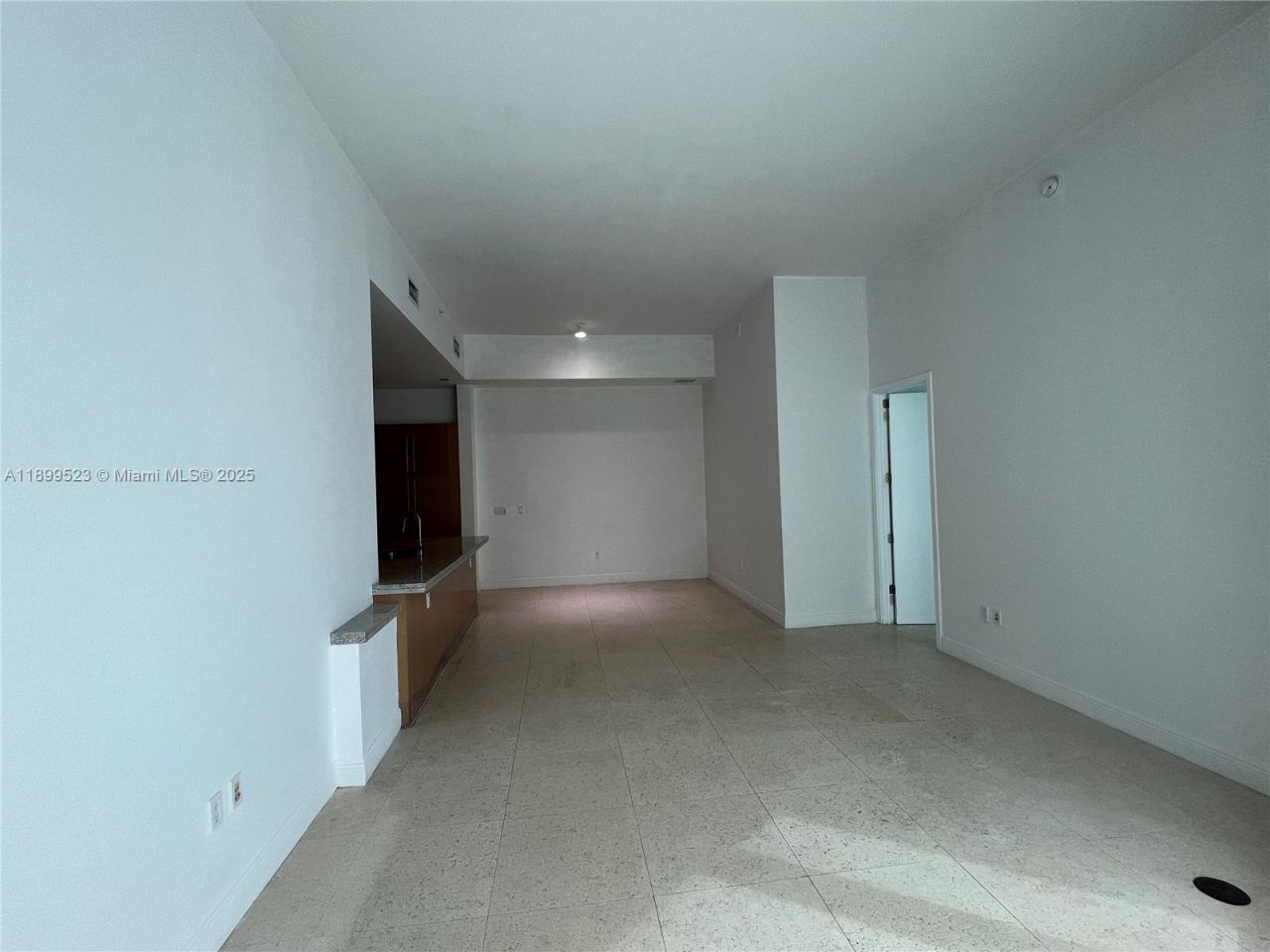 900 Brickell Key Blvd, Unit 2205, Miami, FL 33131 Photo