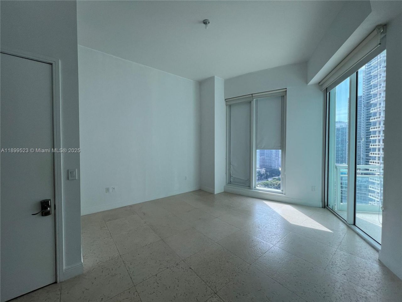 900 Brickell Key Blvd, Unit 2205, Miami, FL 33131 Photo