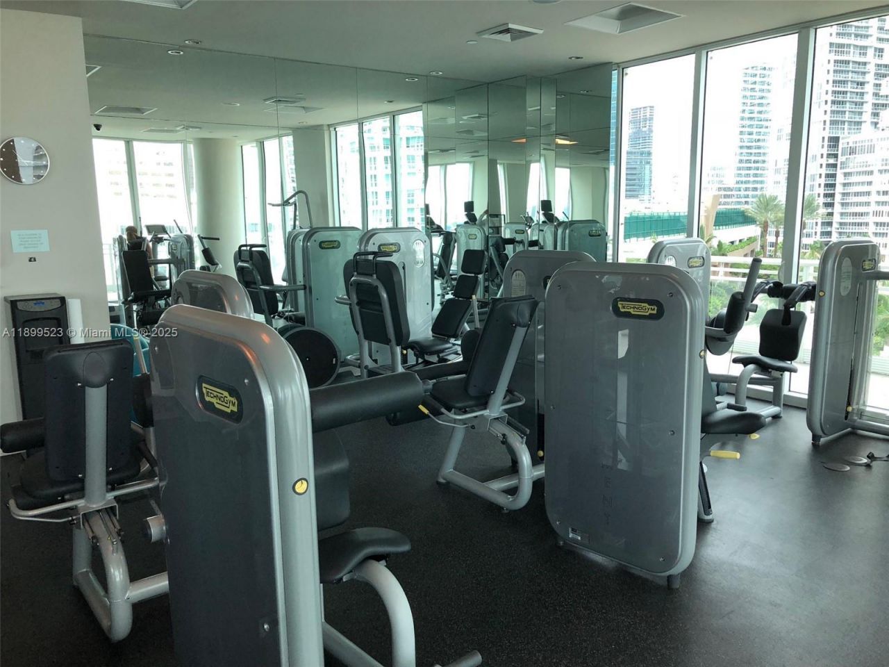 900 Brickell Key Blvd, Unit 2205, Miami, FL 33131 Photo