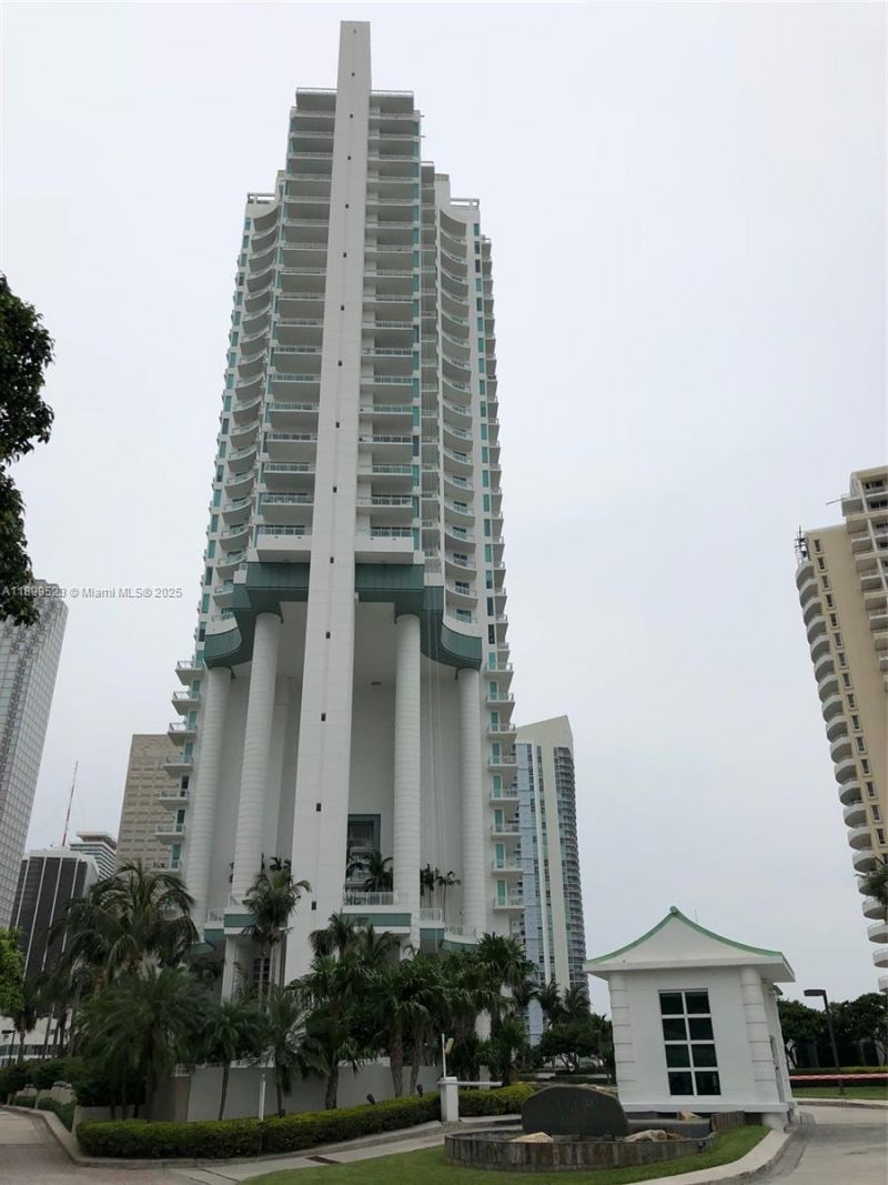 900 Brickell Key Blvd, Unit 2205, Miami, FL 33131 Photo