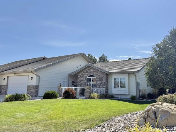 3931 NORTHSTAR CT, Rapid City, SD 57701