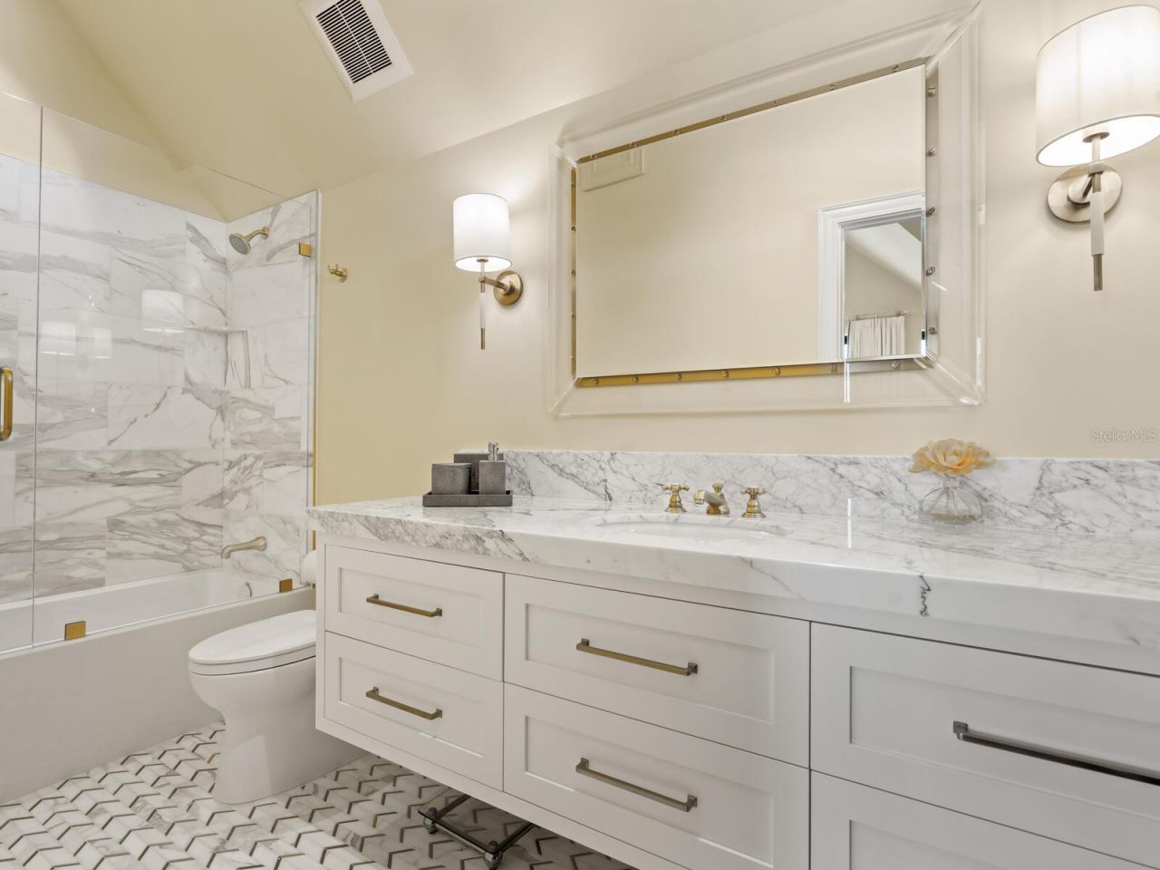 440 Meadow Lark Drive, Sarasota, FL 34236 Photo