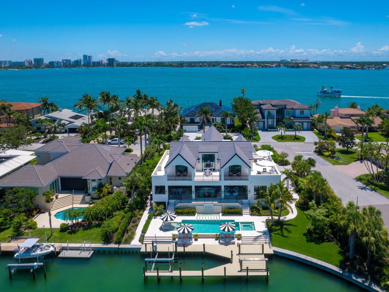 440 Meadow Lark Drive, Sarasota, FL 34236 Photo