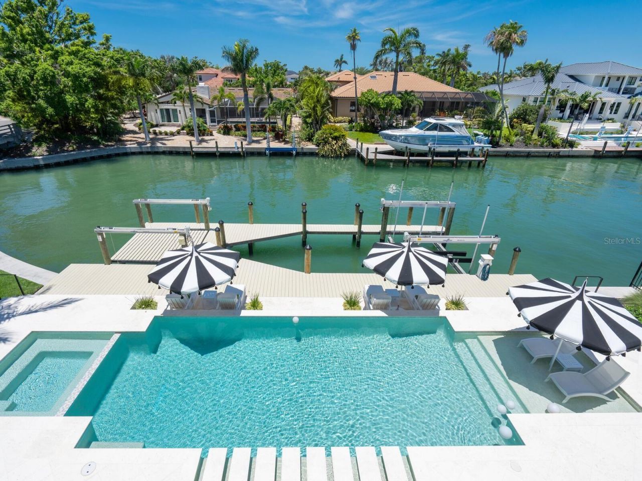 440 Meadow Lark Drive, Sarasota, FL 34236 Photo