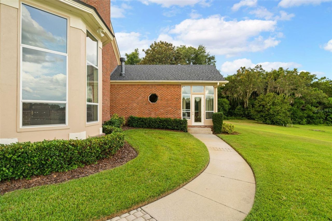 631 Old Mount Dora Road, Eustis, FL 32726 Photo