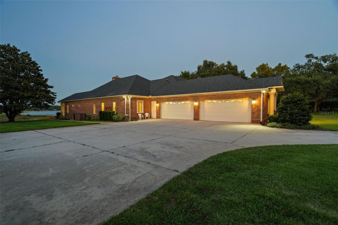 631 Old Mount Dora Road, Eustis, FL 32726 Photo