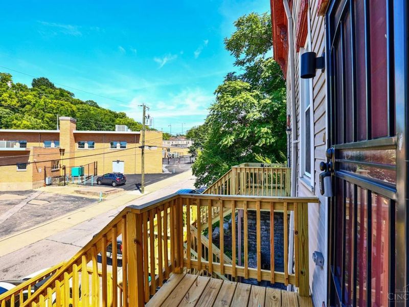2116 Loth Street, Cincinnati, OH 45202 Photo 3