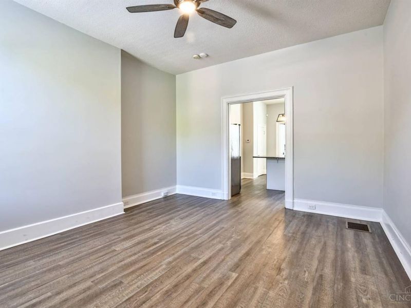 2116 Loth Street, Cincinnati, OH 45202 Photo 8