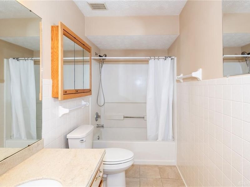 6686 Oakwood Lane, Dayton, OH 45424 Photo 26