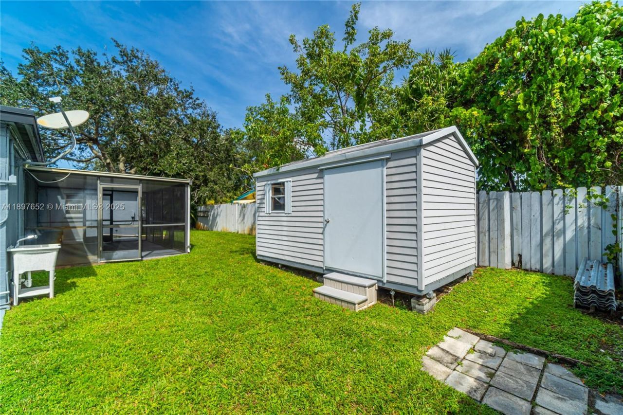 3338 Taft St, Hollywood, FL 33021 Photo