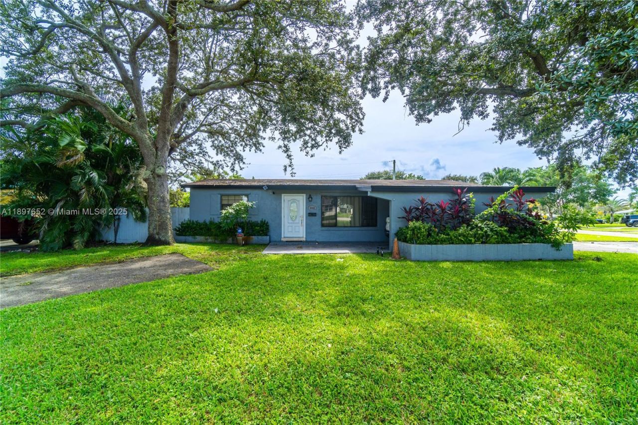 3338 Taft St, Hollywood, FL 33021 Photo