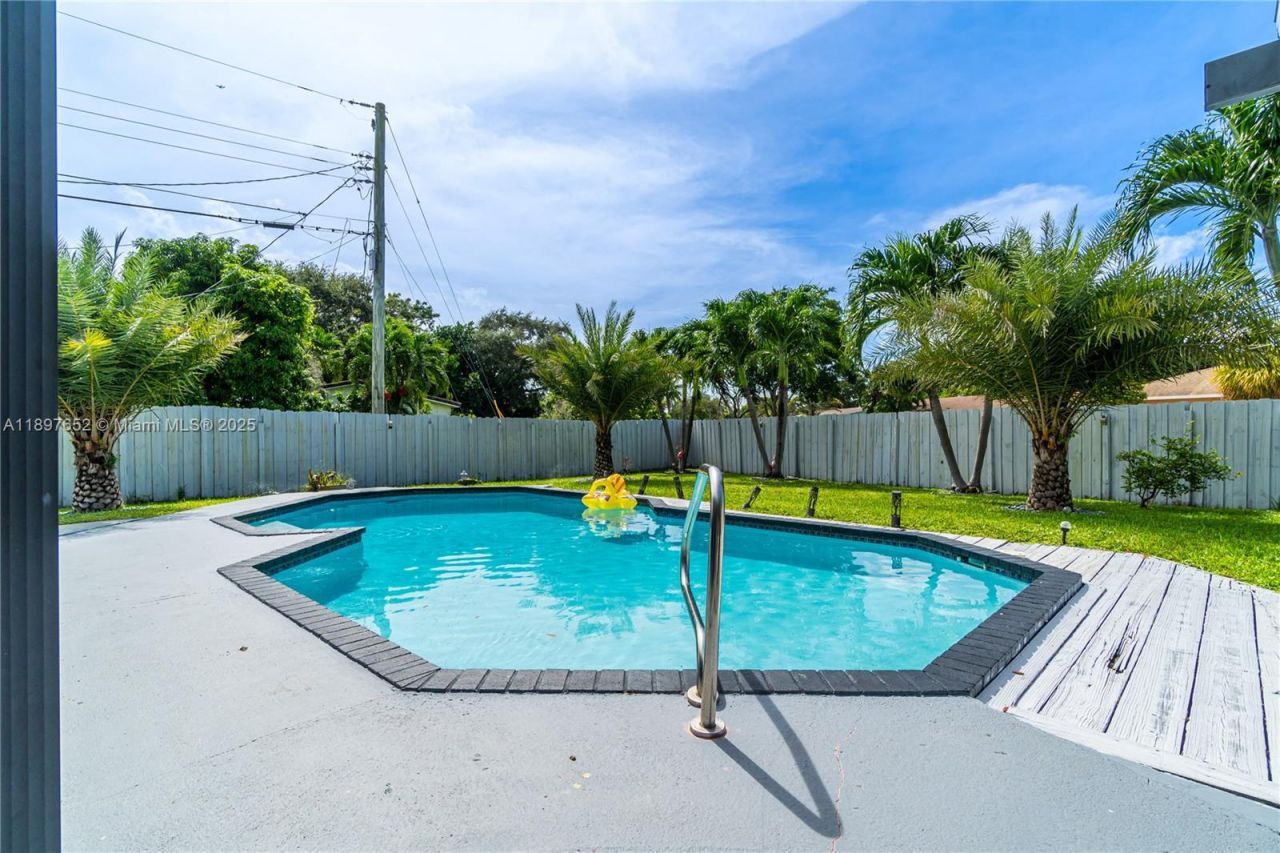 3338 Taft St, Hollywood, FL 33021 Photo